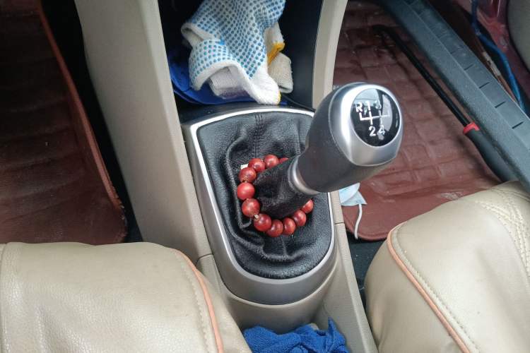 Used Hyundai Verna (older generation) 2014 1.4L Manual Smart GLS Trim