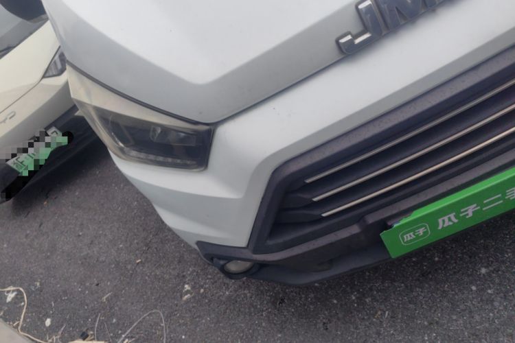 Used JMC Transit 2017 2.8T Commercial Version Short Wheelbase Mid-Roof 6/7/8-Seater JX493 Right Front Headlight