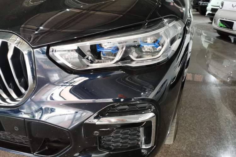 Used BMW X5 2022 Restyled xDrive 40Li M Sport Package
