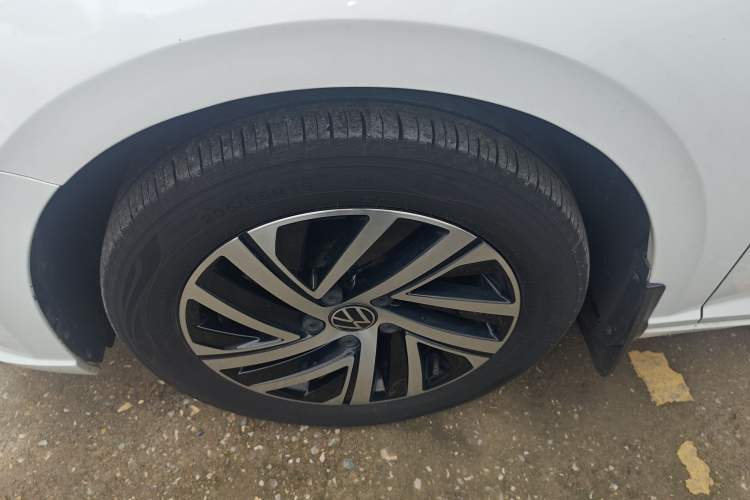 Used Volkswagen Lavida 2023 280TSI DSG Full-Comfort Edition Left Front Wheel Hub