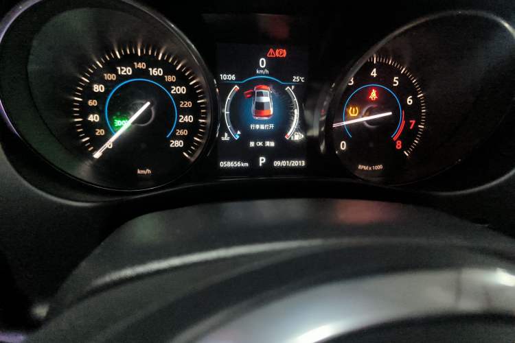 Used Jaguar XE 2017 2.0T 240 PS R-Sport