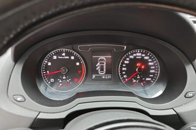 Used Audi Q3 2018 30th Anniversary Edition 30 TFSI Fashion Model
