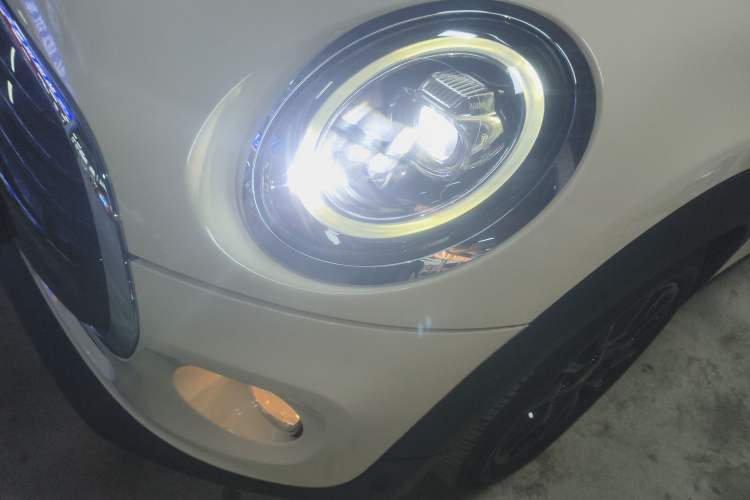 Used MINI MINI 2018 1.5T COOPER Classic Edition