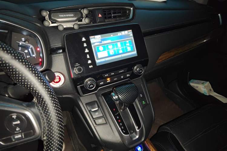 Used Honda CR-V 2017 240TURBO CVT Front-Wheel Drive Fashion Edition Audio And AC Panel