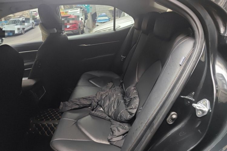 Used Toyota Camry 2021 2.0G Luxury Edition