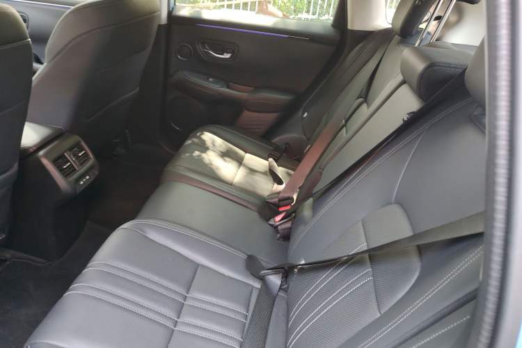 Used Honda ZR-V 2023 2.0L eHEV Sharp - Deluxe Edition
