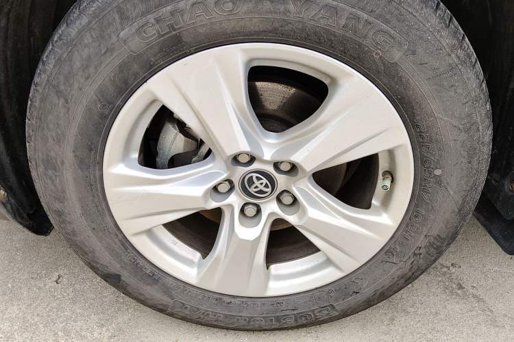 Used Toyota RAV4 2022 2.0L CVT Two-Wheel Drive Urban Edition
