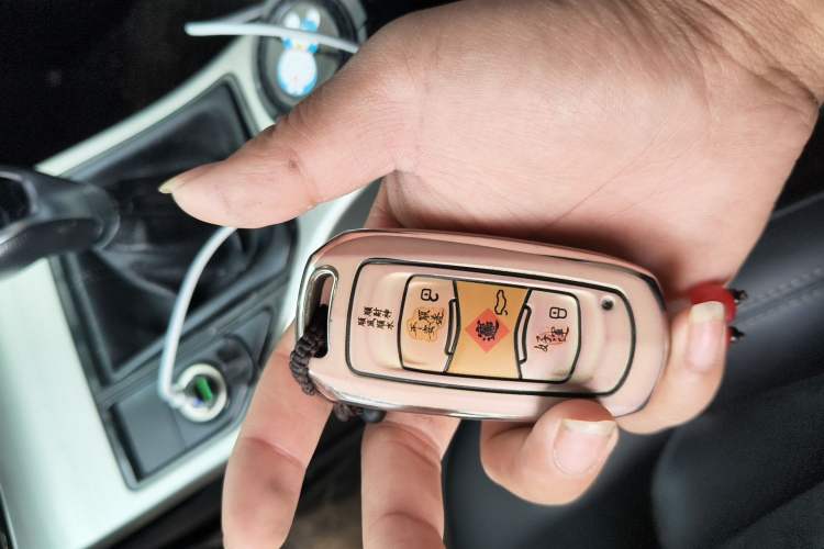 Used Geely Auto Emgrand GL 2017 1.8L Manual Elite Model
