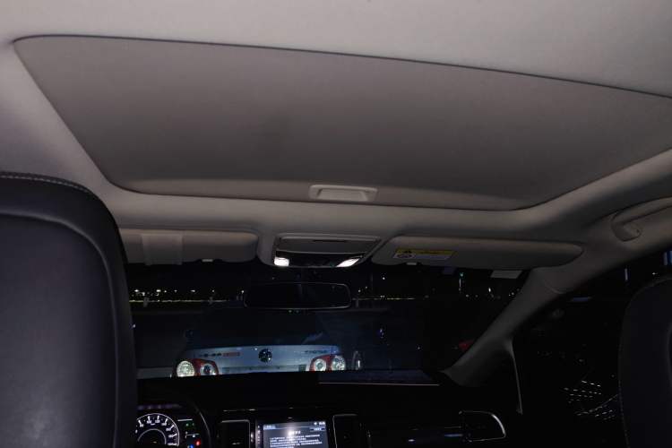 Used Honda Elysion 2016 2.4L Luxury Edition