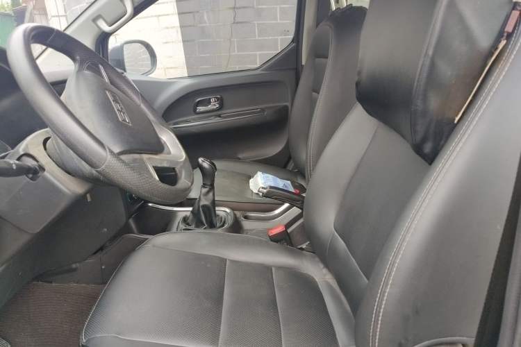 Used Jinbei Gold Hiace 2021 1.5L Passenger Van Travel Lion 6-Seater Left Front Seat