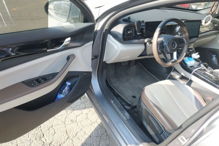 Used BYD Qin PLUS 2024 HONOR Edition DM-i 55KM Leading Model