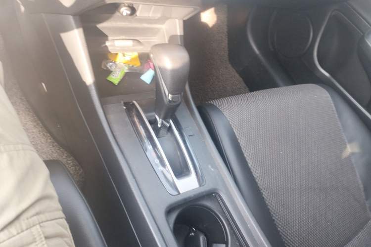 Used Honda Jade 2017 1.8L automatic Comfort version 5 seats
