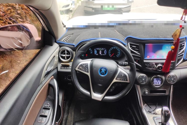 Used BYD Song New Energy 2017 Song DM 1.5TID All-Wheel Drive Luxury Model Steering Wheel