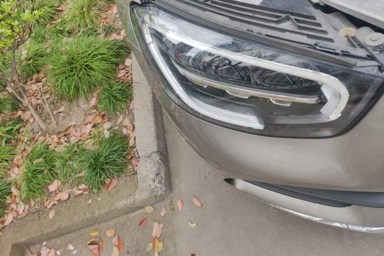 Used Mercedes-Benz GLC 2021 GLC 300 L 4MATIC Dynamic Model Right Front Headlight