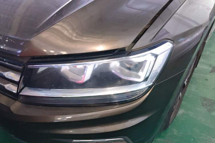 Used Volkswagen Tiguan L 2017 330TSI Automatic Two-Wheel Drive Luxury Edition Left Front Headlight