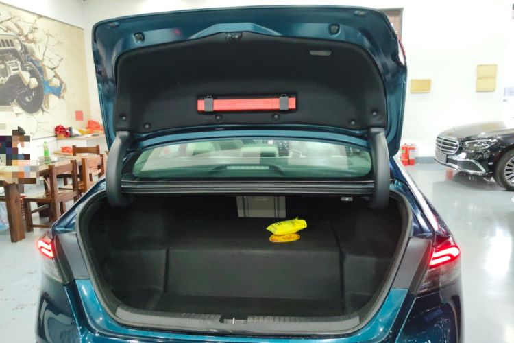 Used Honda Accord New Energy 2023 2.0L ePHEV Flagship Edition Trunk