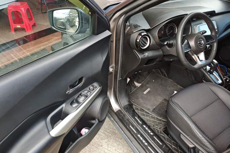 Used Nissan Kicks 2019 1.5L CVT Smart Connect Luxury Edition
