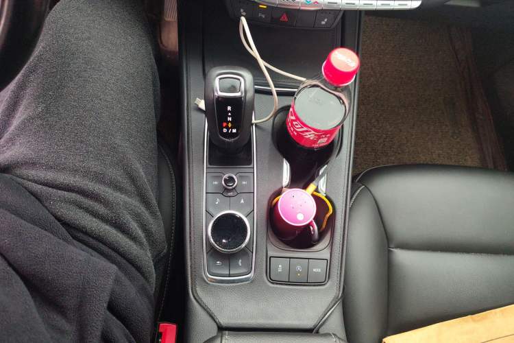 Used Cadillac XT4 2018 28T Two-Wheel Drive Leading Version
