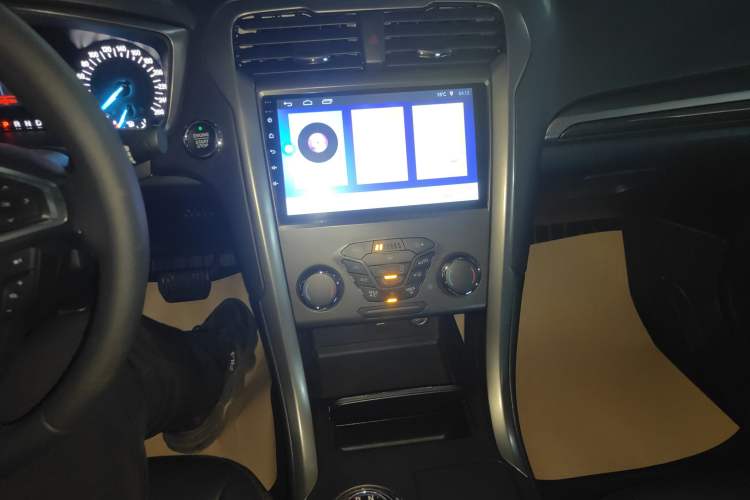 Used Ford Mondeo 2018 EcoBoost 180 Smart Control Fashion Model China VI Standard
