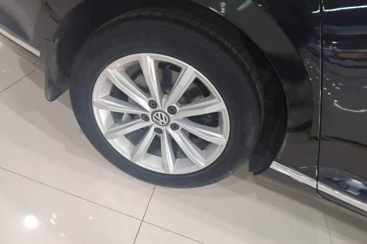 Used Volkswagen Magotan 2019 280TSI DSG Leading Model China VI Standard Exterior 5