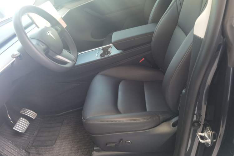 Used Tesla Model Y 2024 Rear-Wheel-Drive Version
