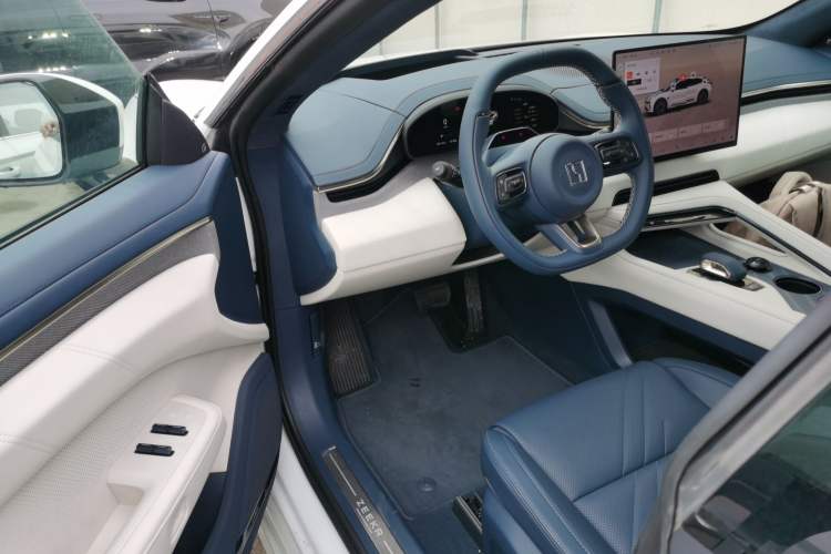 Used Zeekr 001 2025 YOU Edition 100 kWh All-Wheel Drive Driver Seat