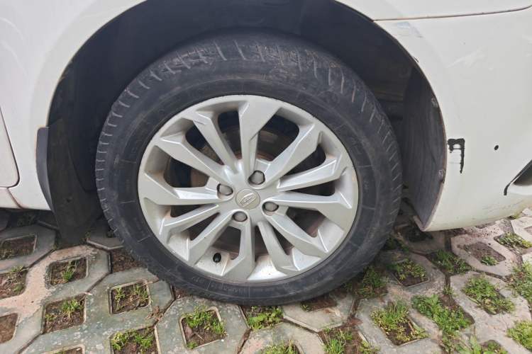 Used Geely Auto Vision 2016 1.5L Manual Happiness Edition