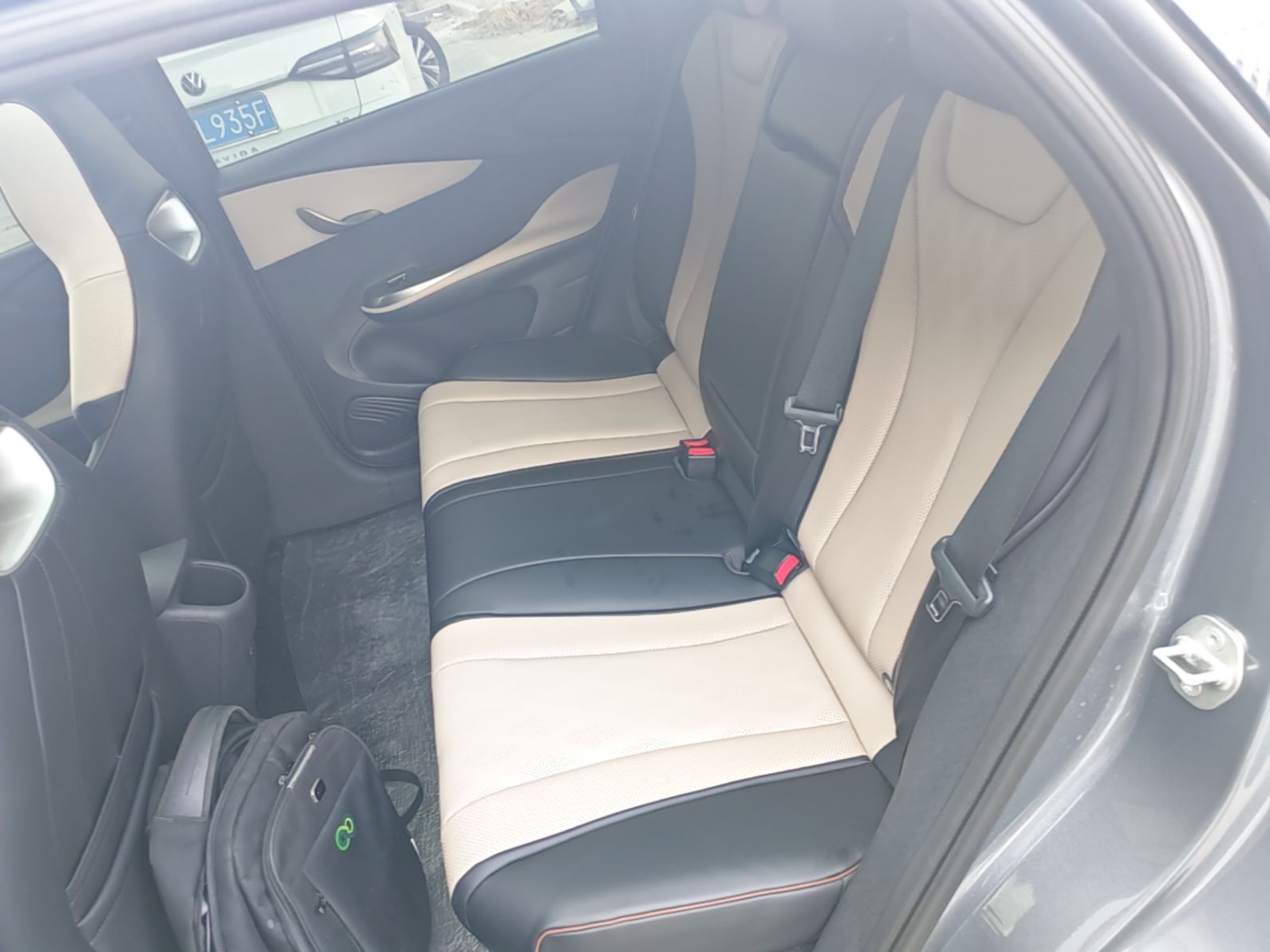 BYD Dolphin 2023 420 km Fashion Edition — снимка 20