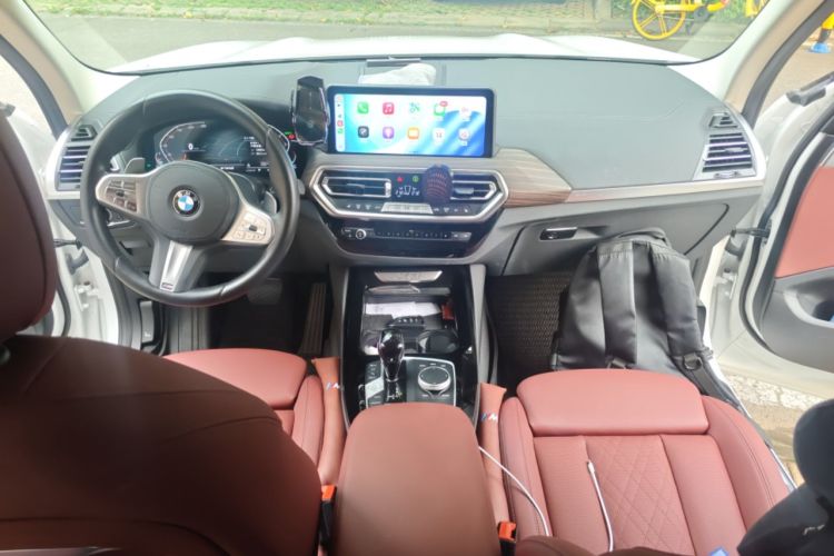 Used BMW X3 2023 Restyled xDrive30i Leading Edition M Night Sky Package Center Console