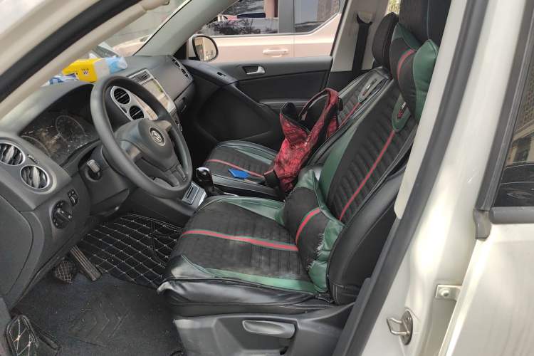 Used Volkswagen Tiguan 2016 280TSI Automatic Two-Wheel-Drive Silk Road Style Edition Left Front Seat