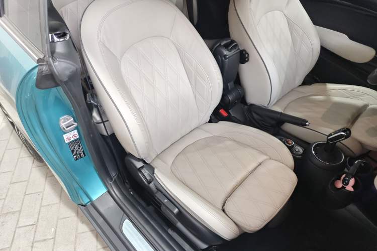 Used MINI MINI 2019 1.5T COOPER CABRIO Temptation Edition