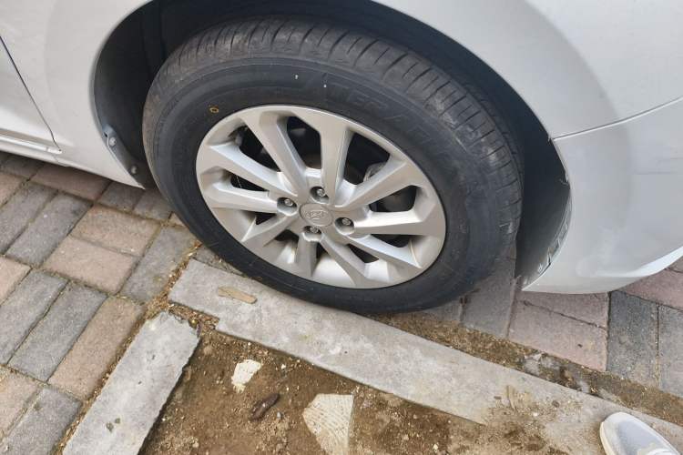 Used Hyundai Verna (new generation) 2016 1.4L Manual Cool Edition GLS
