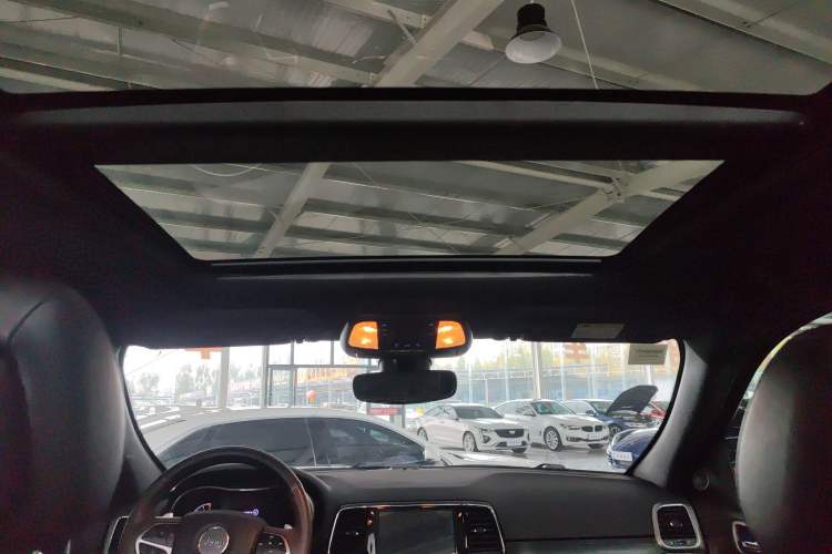 Used Jeep Grand Cherokee 2020 3.0L Elite Navigation Edition