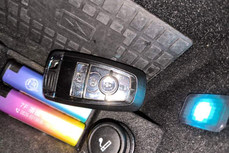 Used Lincoln Navigator 2020 3.5T Prestige Edition Vehicle Key