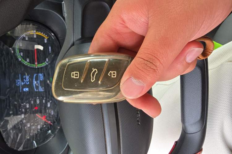 Used Roewe Clever 2021 302km Excellence Edition
