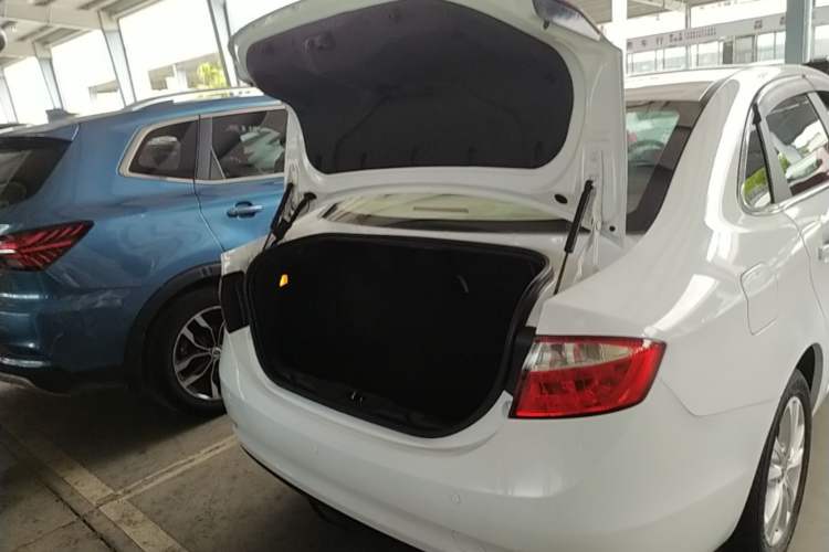 Used Chery Arrizo 7 2014 1.6L Manual ZhiCheng Edition
