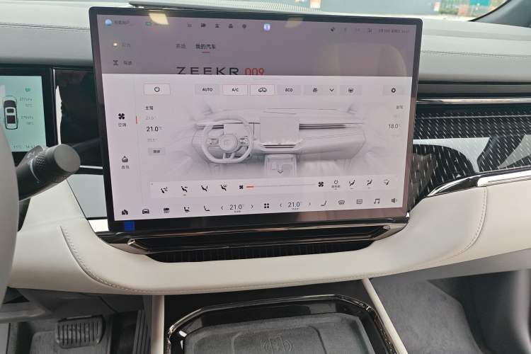 Used Zeekr 009 2024 Six-Seat Executive Version 4WD 108 kWh