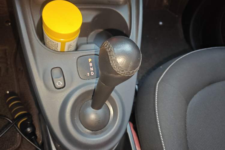 Used smart fortwo 2018 0.9T 66 kW Yao Titan Special Edition China V Standard Gear Lever