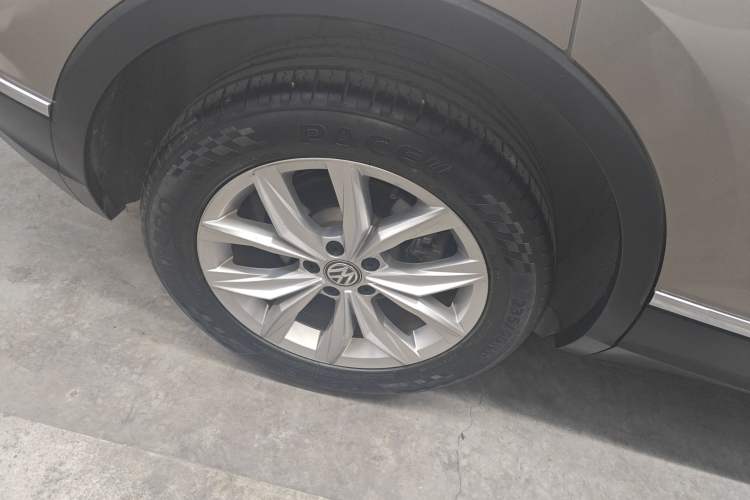 Used Volkswagen Tiguan 2018 330TSI All-Wheel-Drive Innovation Model