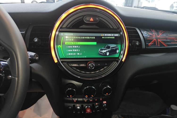 Used MINI MINI 2018 1.5T COOPER Artist