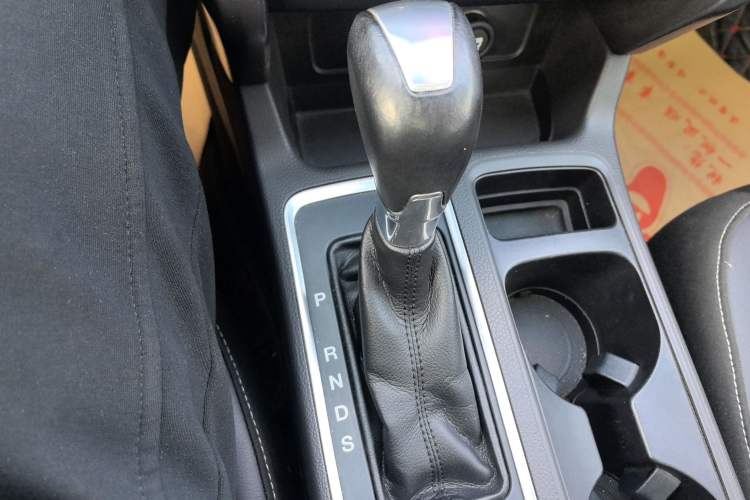 Used Ford Kuga 2017 EcoBoost 180 Two-Wheel-Drive Platinum Edition