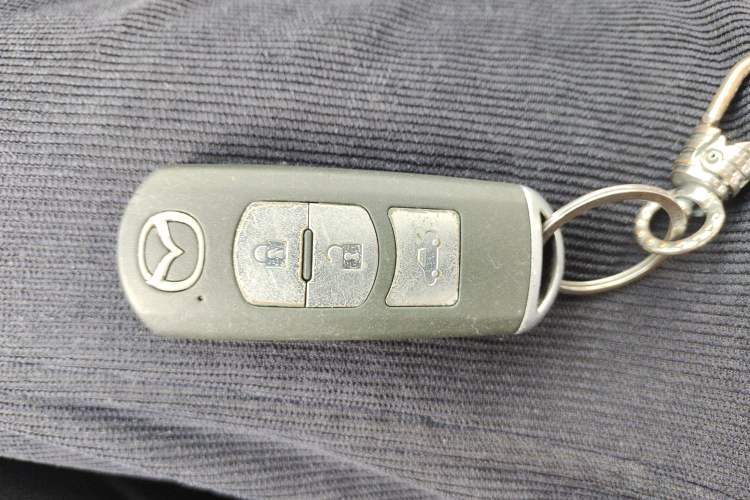 Used Mazda 3 Axela 2014 Sedan 1.5L Automatic Comfort Model Vehicle Key