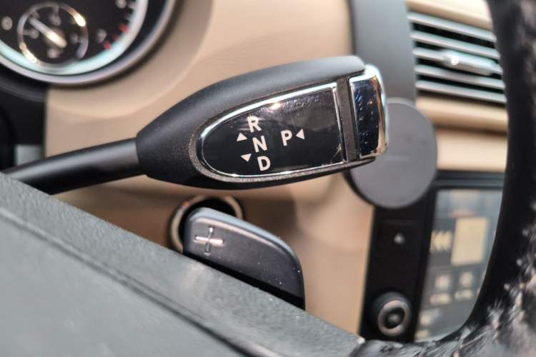 Used Mercedes-Benz R-Class 2017 R 320 4MATIC Luxury Collection Edition
