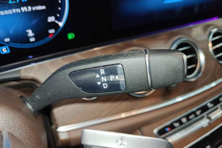 Used Mercedes-Benz E-Class 2023 Updated E 300 L Luxury Edition
