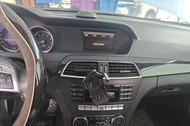 Used Mercedes-Benz C-Class 2013 C 180 CGI Classic