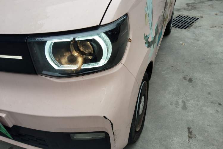 Used Wuling Hongguang MINIEV 2022 Macaron Premium Model – Lithium Ternary Battery
