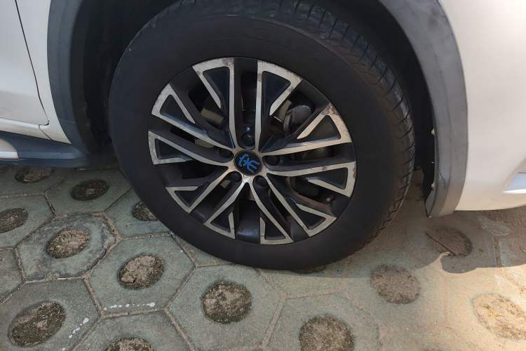 Used BYD Song New Energy 2017 Song DM 1.5TID All-Wheel Drive Luxury Model