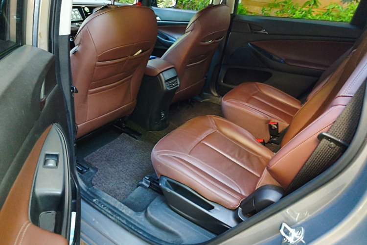 Used Buick GL6 2018 18T 6-Seater Prestige Model
