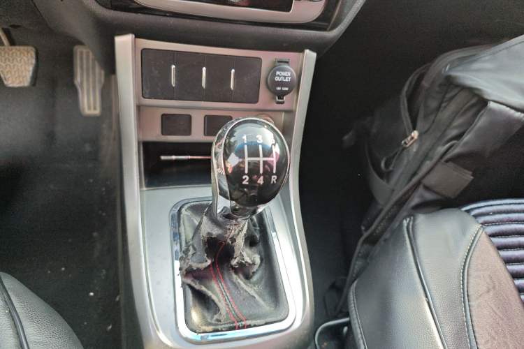 Used Geely Auto Classic Emgrand 2012 Hatchback 1.5L Manual Chao Yue Huimin Model