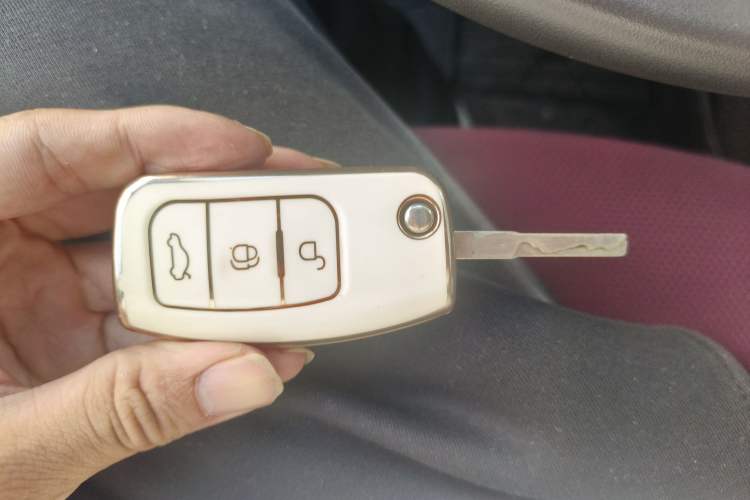 Used Ford Fiesta 2013 Hatchback 1.5L Automatic Fashion Edition Vehicle Key